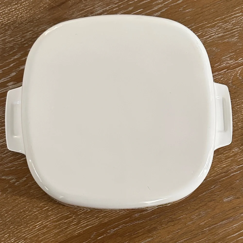 Corningware L’Echalote A-8-B Casserole Dish with Lid